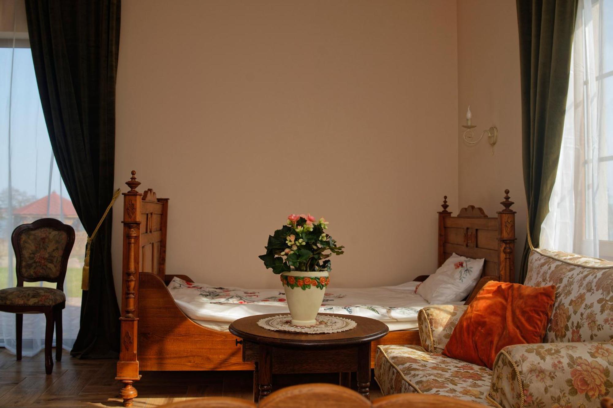 Czapla Stare Sady Bed & Breakfast มิโคไวกี ภายนอก รูปภาพ